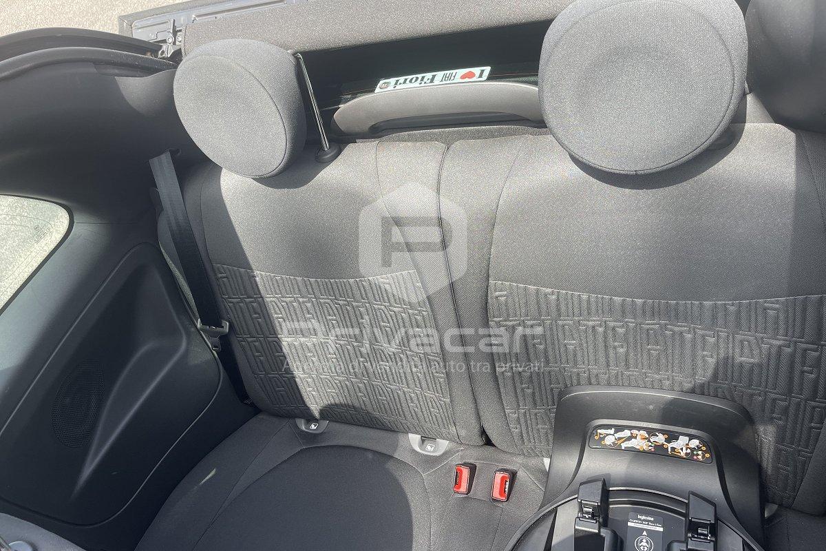 FIAT 500 C 1.0 Hybrid Dolcevita
