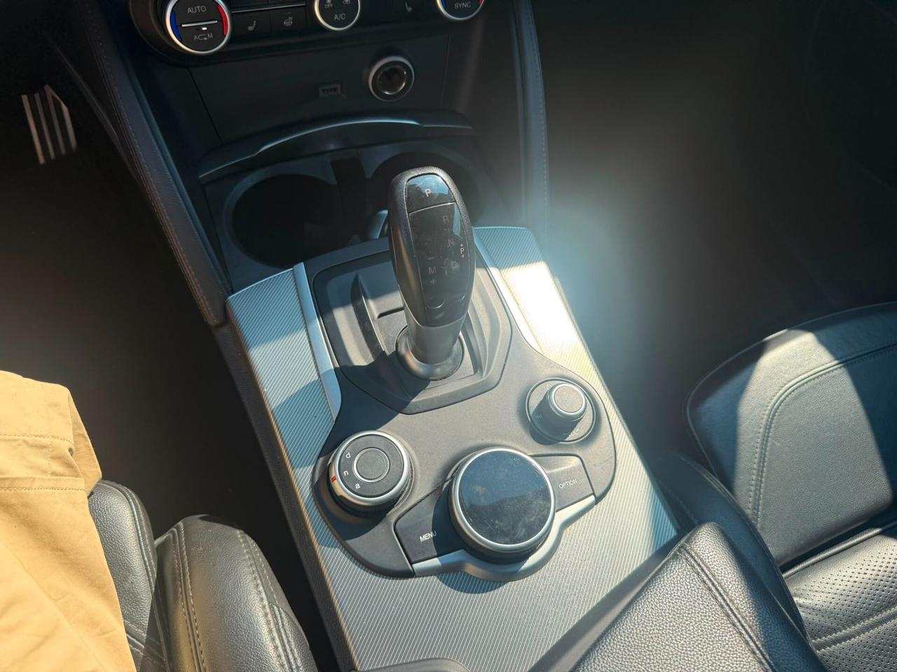 Alfa Romeo Stelvio 2.2 Turbodiesel 210 CV AT8 Q4 Super