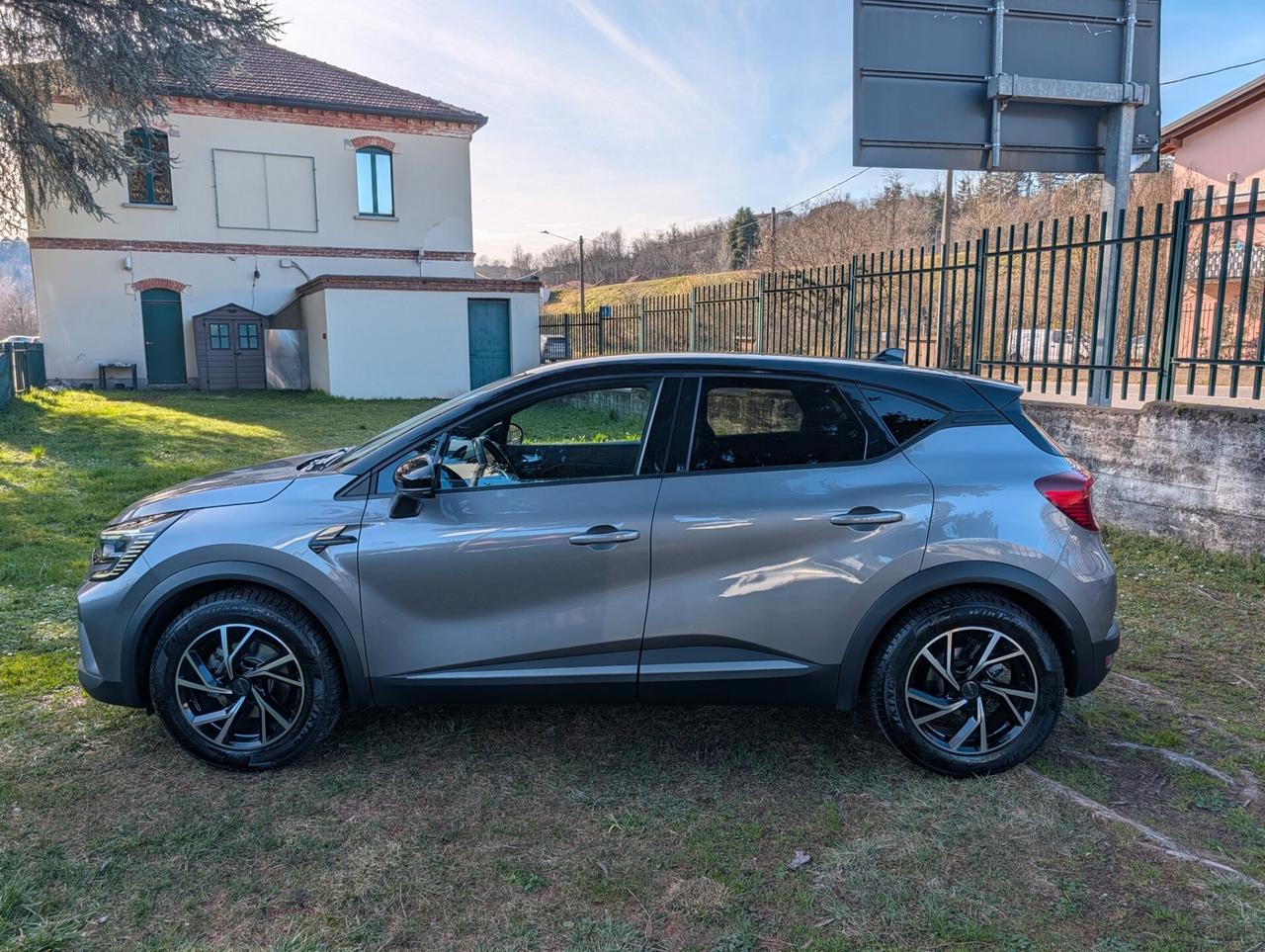 Renault Captur Plug-in Hybrid E-Tech Engineered UNICO PROPRIETARIO