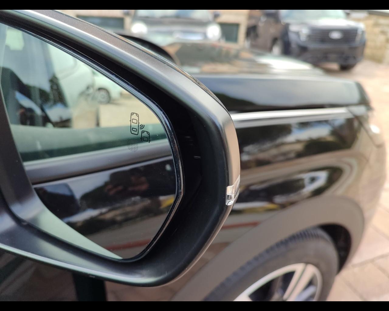 PEUGEOT 3008 2ª serie - 3008 BlueHDi 130 S&S EAT8 Allure Pack