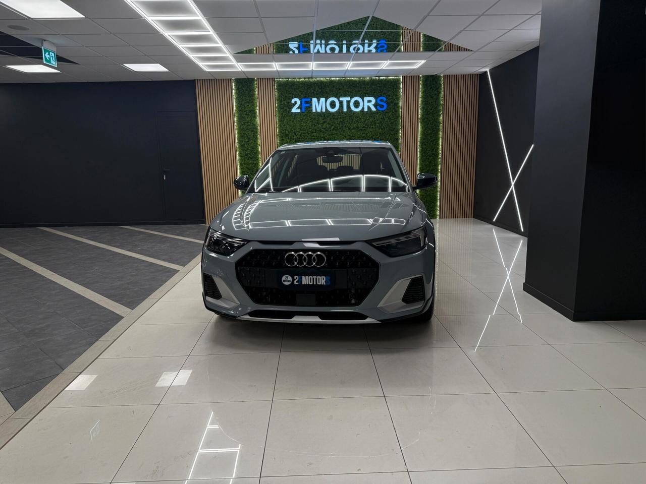 Audi A1 citycarver 30 TFSI Identity Contrast