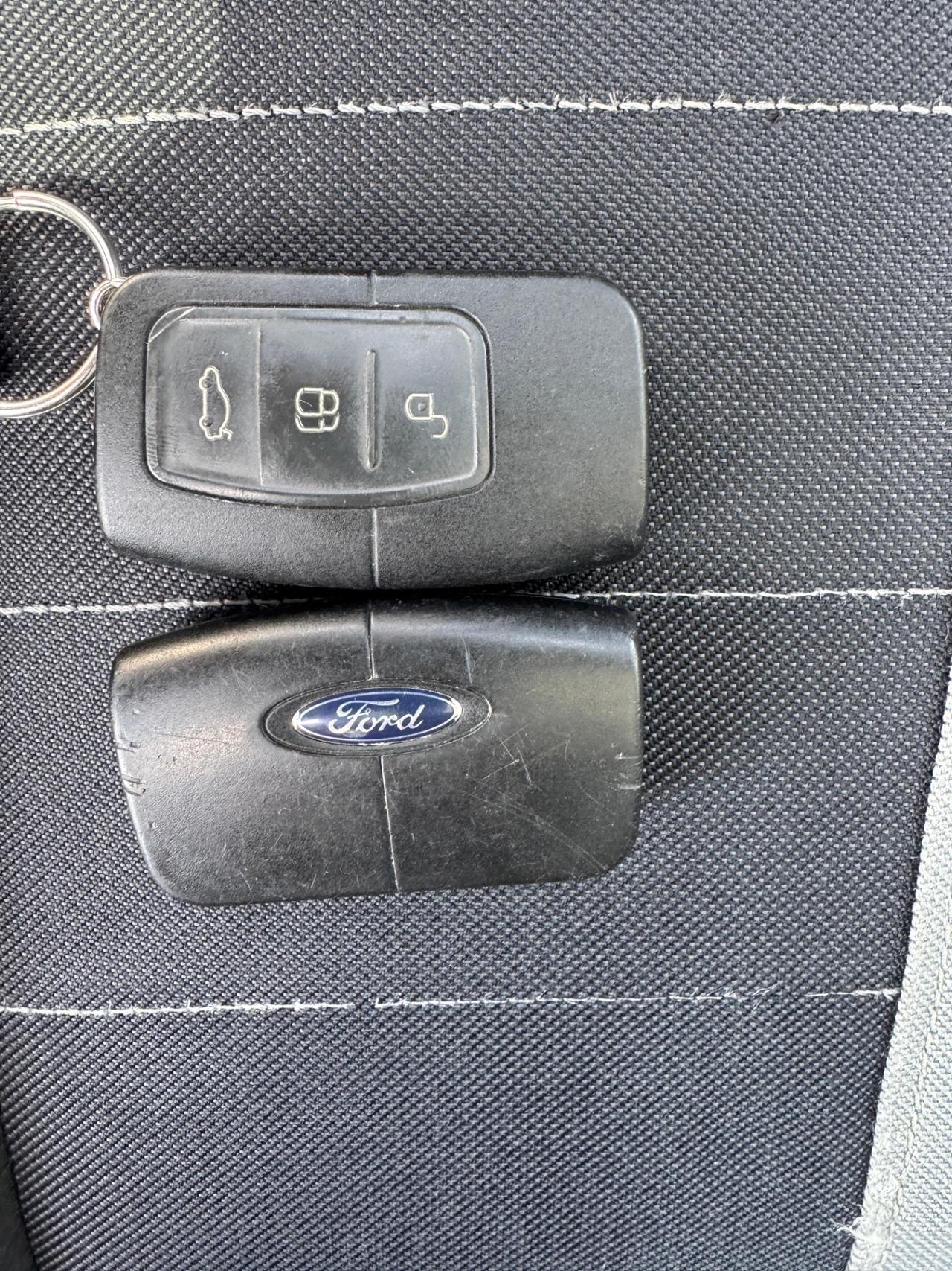 Ford Kuga 2.0 TDCi 4WD Titanium GARANZIA 12m