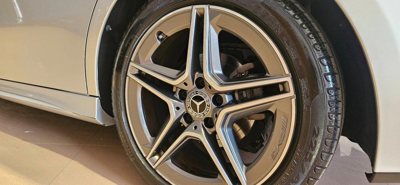Mercedes A 180d Premium AMG PACK 37.565 KM