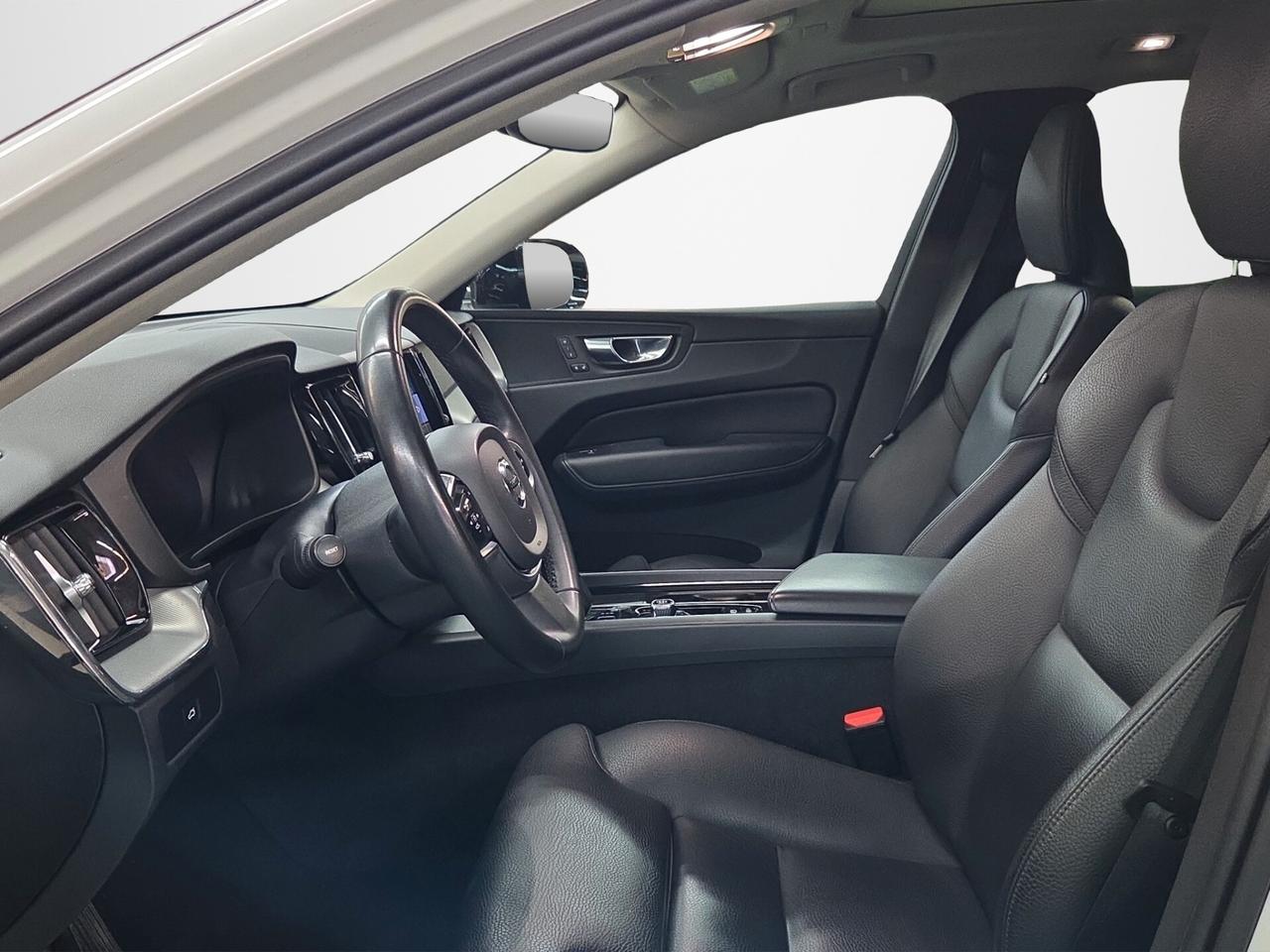 Volvo XC 60 XC60 B4 (d) AWD automatico Plus Dark AUTOCARRO N1