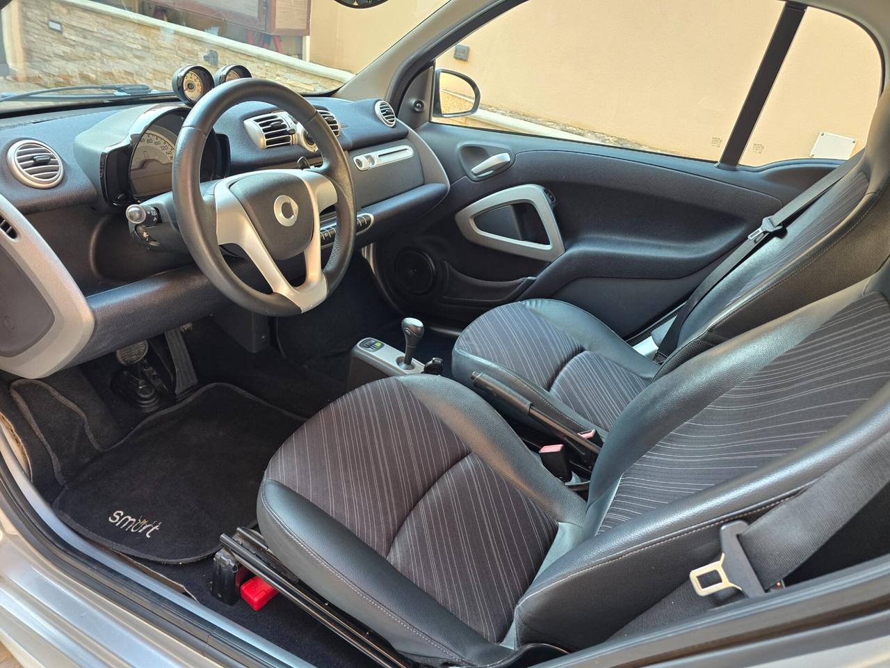 Smart ForTwo 1000 52 kW MHD coupé pulse