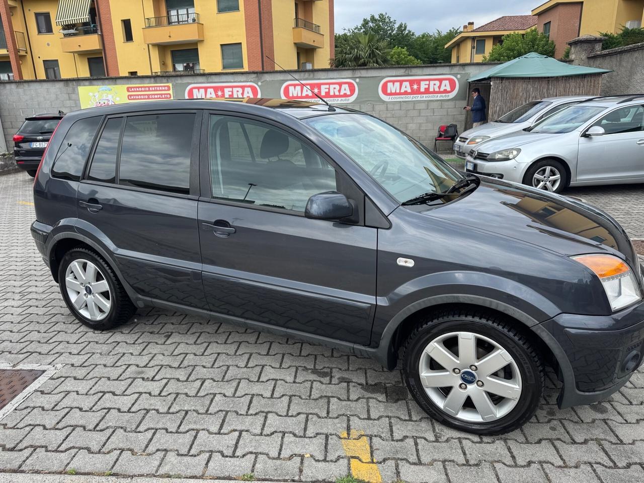 Ford Fusion 1.4 TDCi 5p. neopatentati