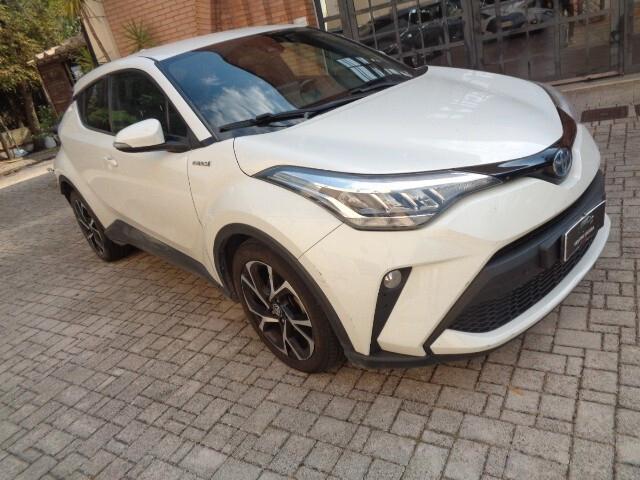 Toyota C-HR 1.8 Hybrid E-CVT Active NESSUN VINCOLO DI FINANZIAMENTO