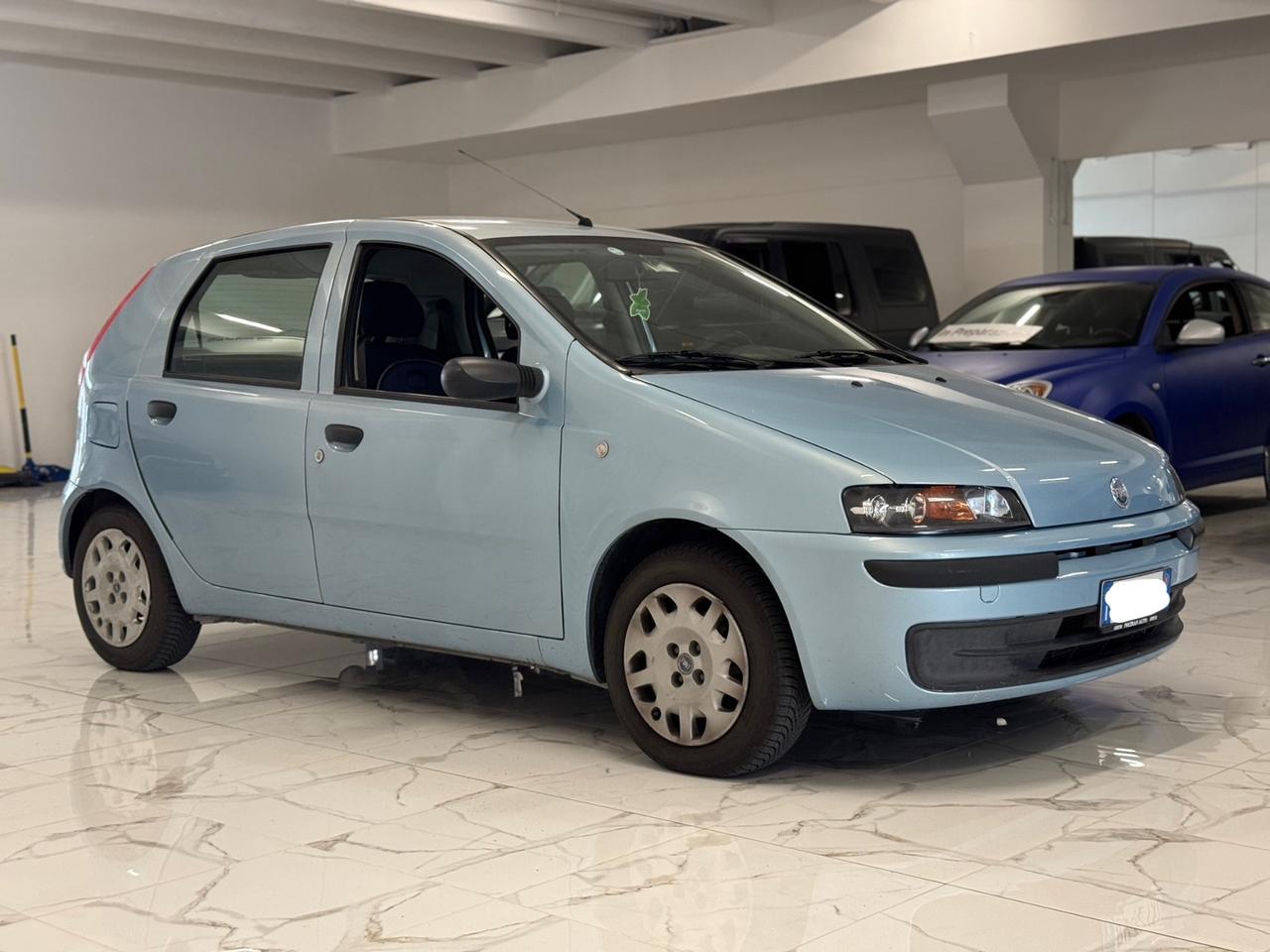 Fiat Punto 1.2i cat 5p Neopatentati