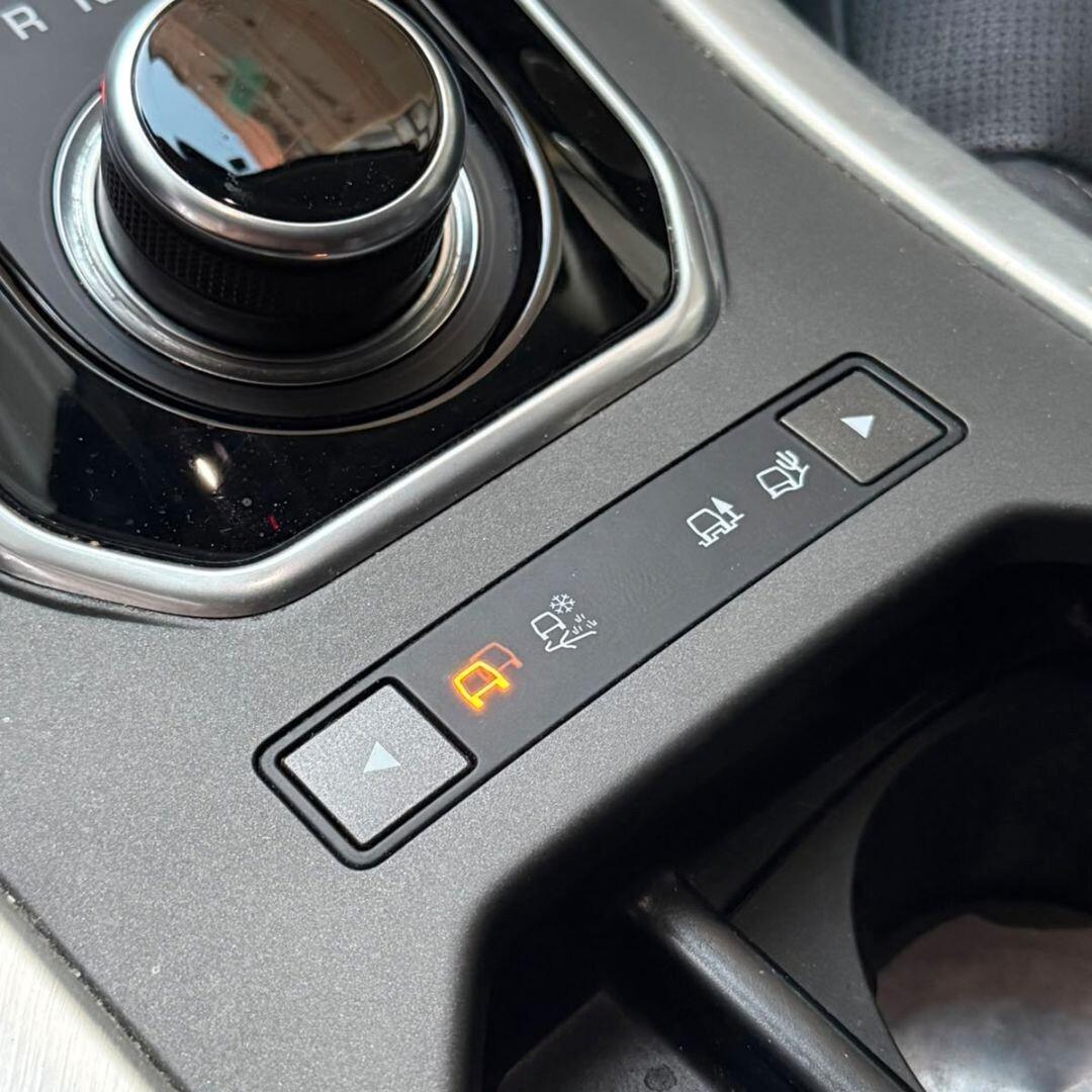 Land Rover Range Rover Evoque - 241CV