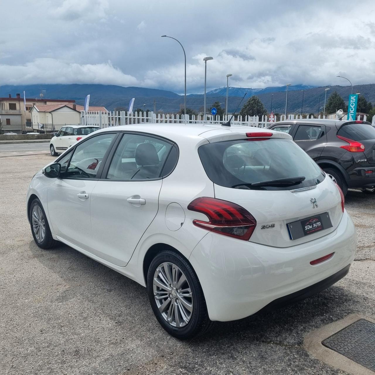 Peugeot 208 82cv 5 porte Allure