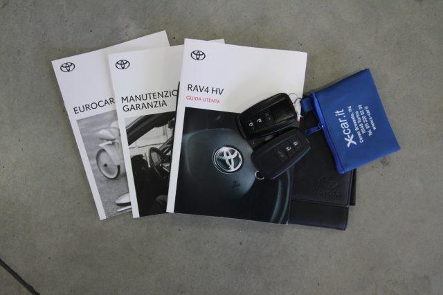 TOYOTA RAV 4 MY23 RAV4 2.5 HV (222CV) E-CVT AWD-i Dynamic