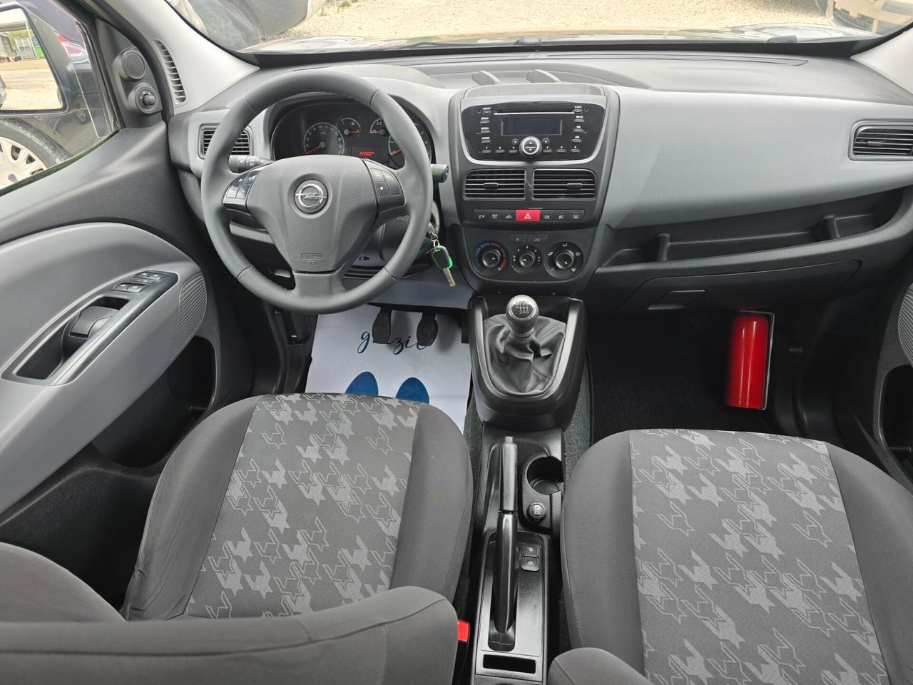 Opel Combo 5 posti fiat Doblò