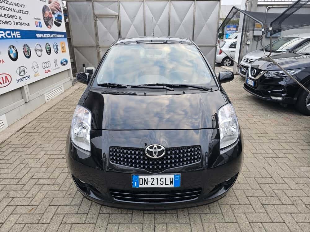 Toyota Yaris 1.3 5 porte - Unico proprietario