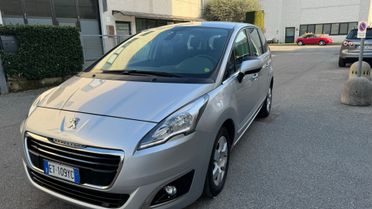 Peugeot 5008 1.6 HDi 115CV 7 POSTI