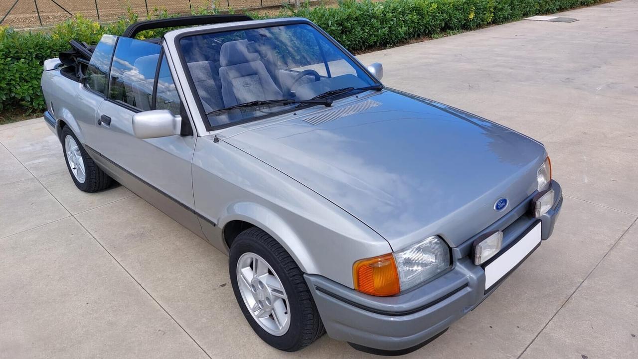 Ford XR3i Cabrio 1.6 Capote Nuova