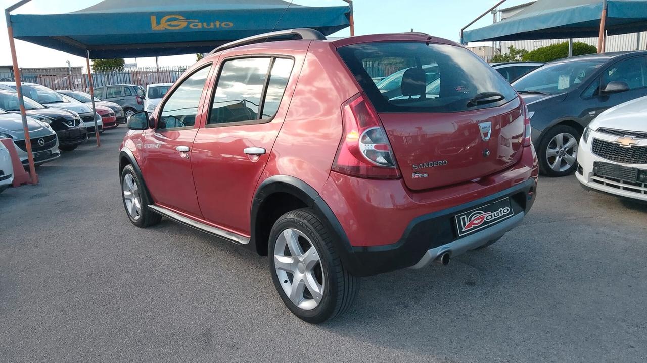Dacia Sandero Stepway 1.6 GPL