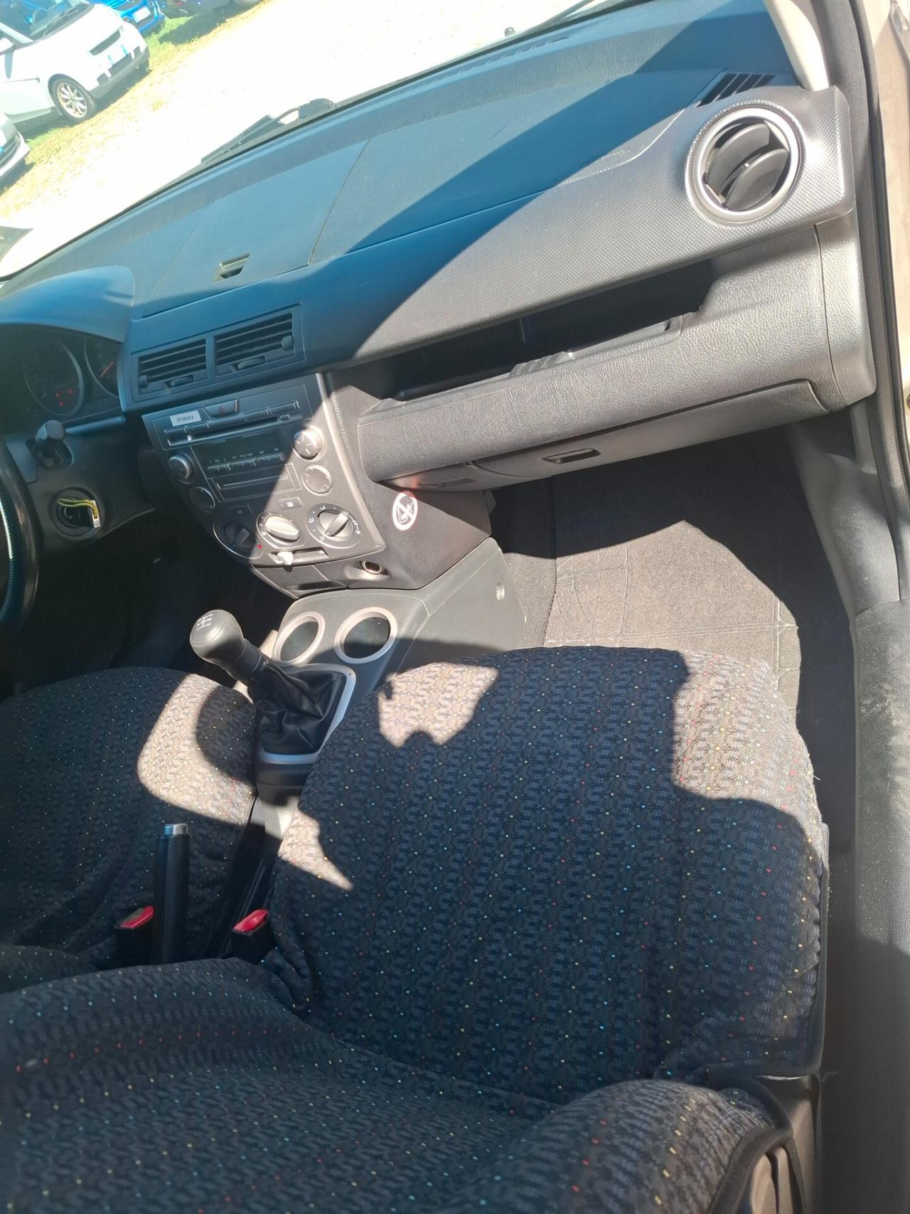 Mazda 2 Mazda2 MY'06 1.4 TD 5p. Sony Ericsson