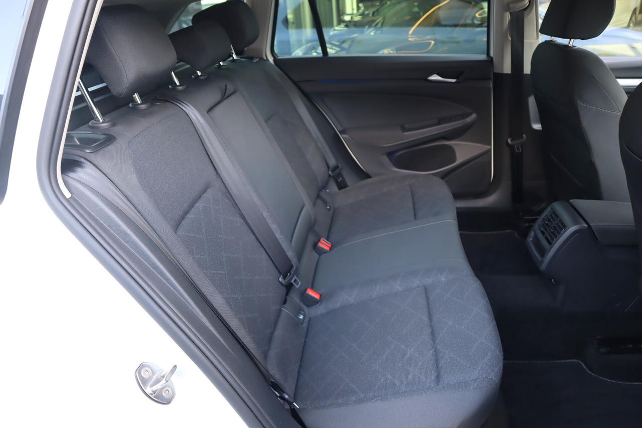 Volkswagen Golf Variant 2.0 TDI DSG LIFE Variant ACC LED