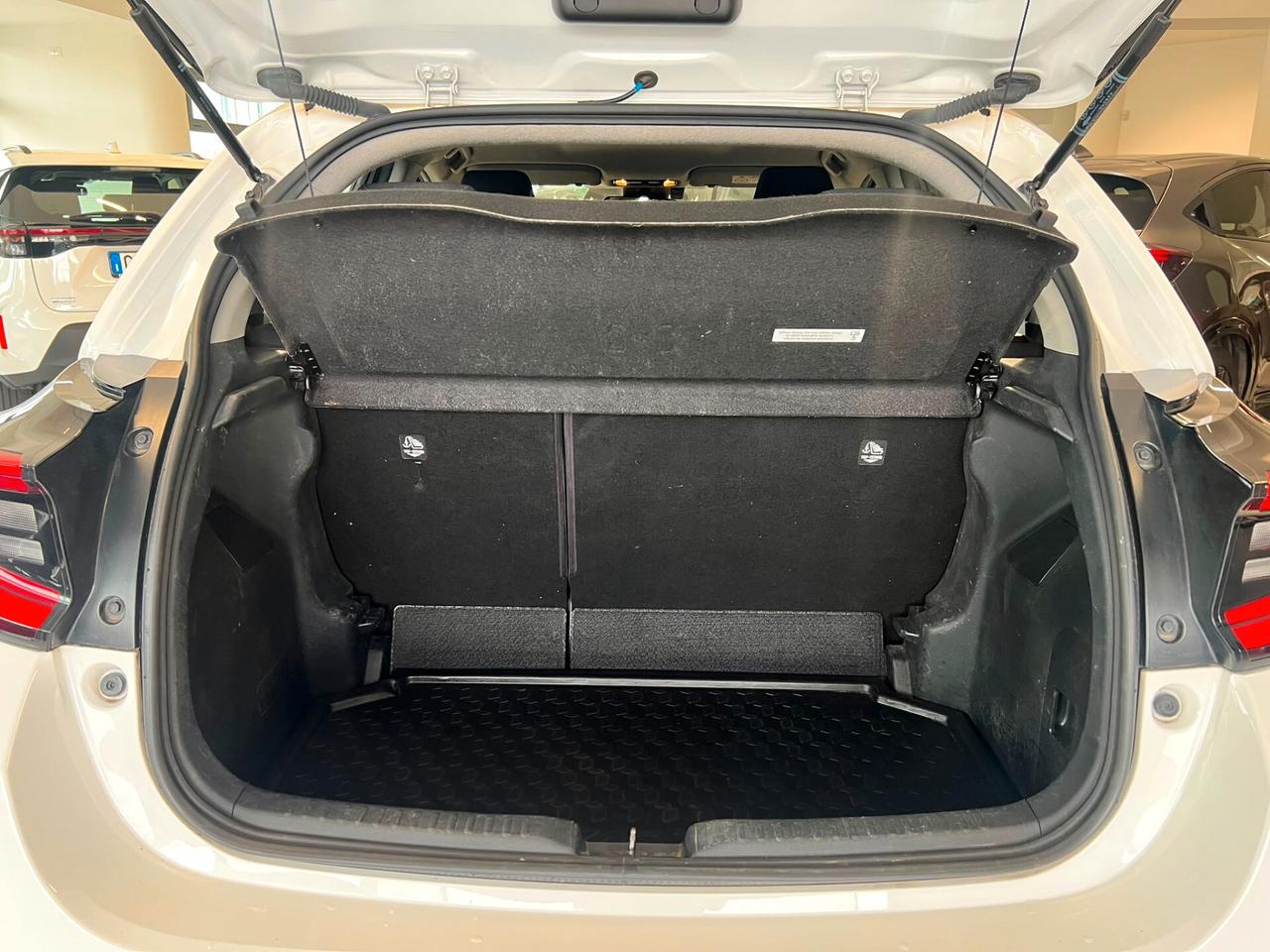 Toyota Yaris 1.5 Hybrid 5 porte Trend