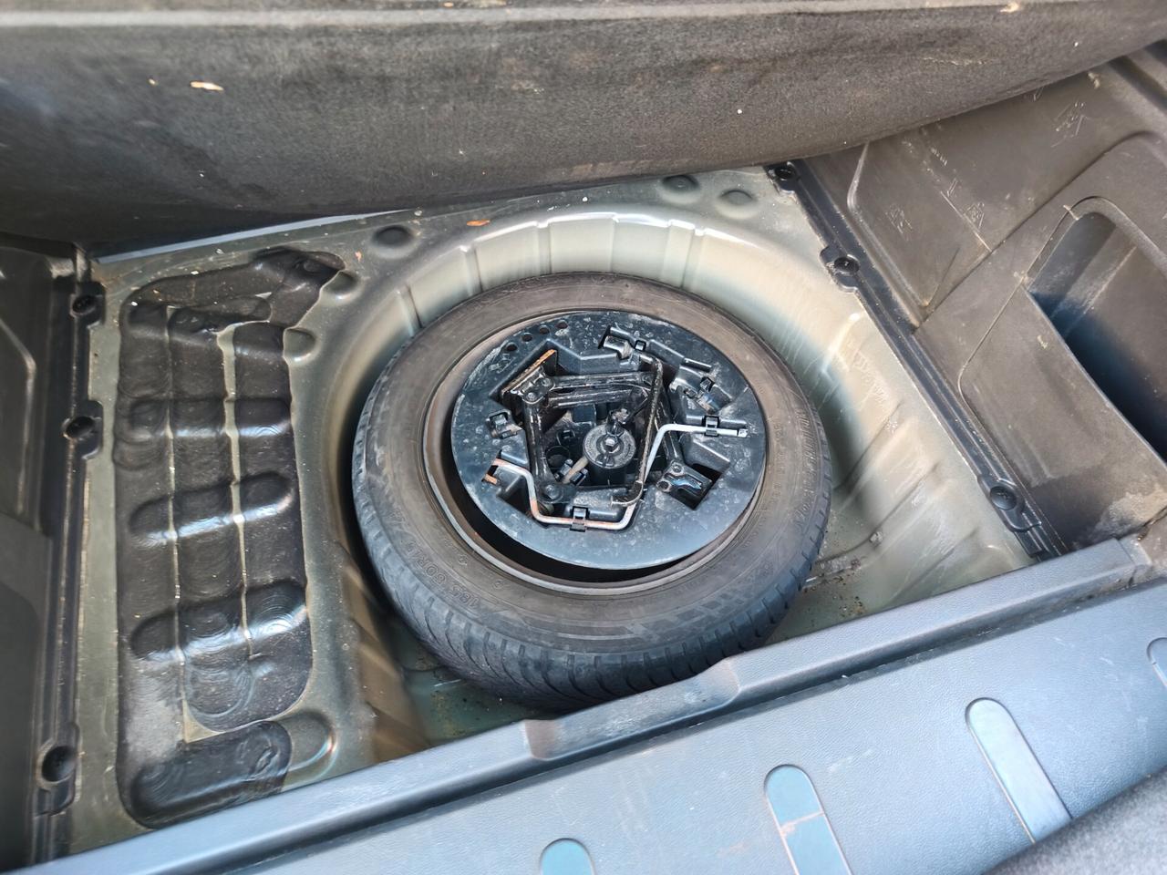 Peugeot 3008 1.6 HDi 112CV Active