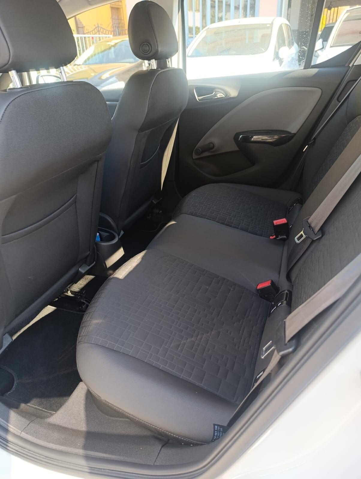 Opel Corsa 1.4 90CV GPL Tech 5 porte Innovation