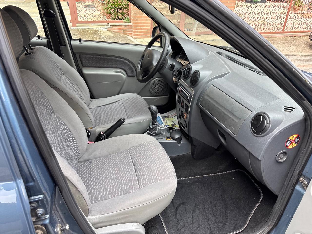 Dacia Logan MCV 1.6 5 posti Ambiance