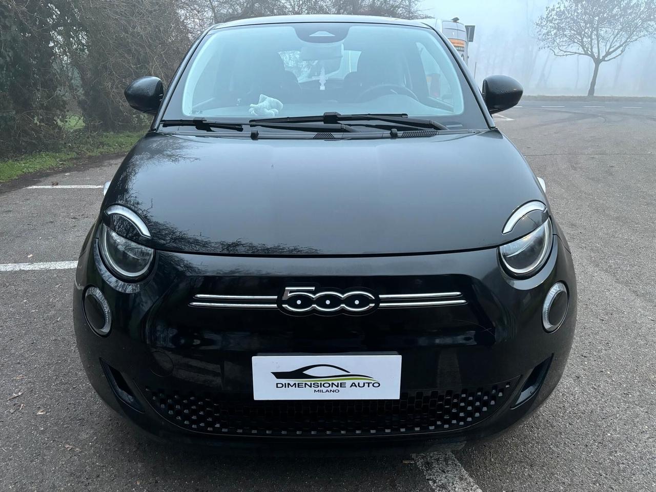 Fiat 500 500e Berlina 23,8 kWh Action