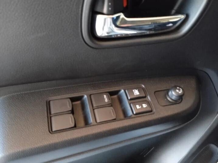 Suzuki Ignis 1.2 Hybrid Top