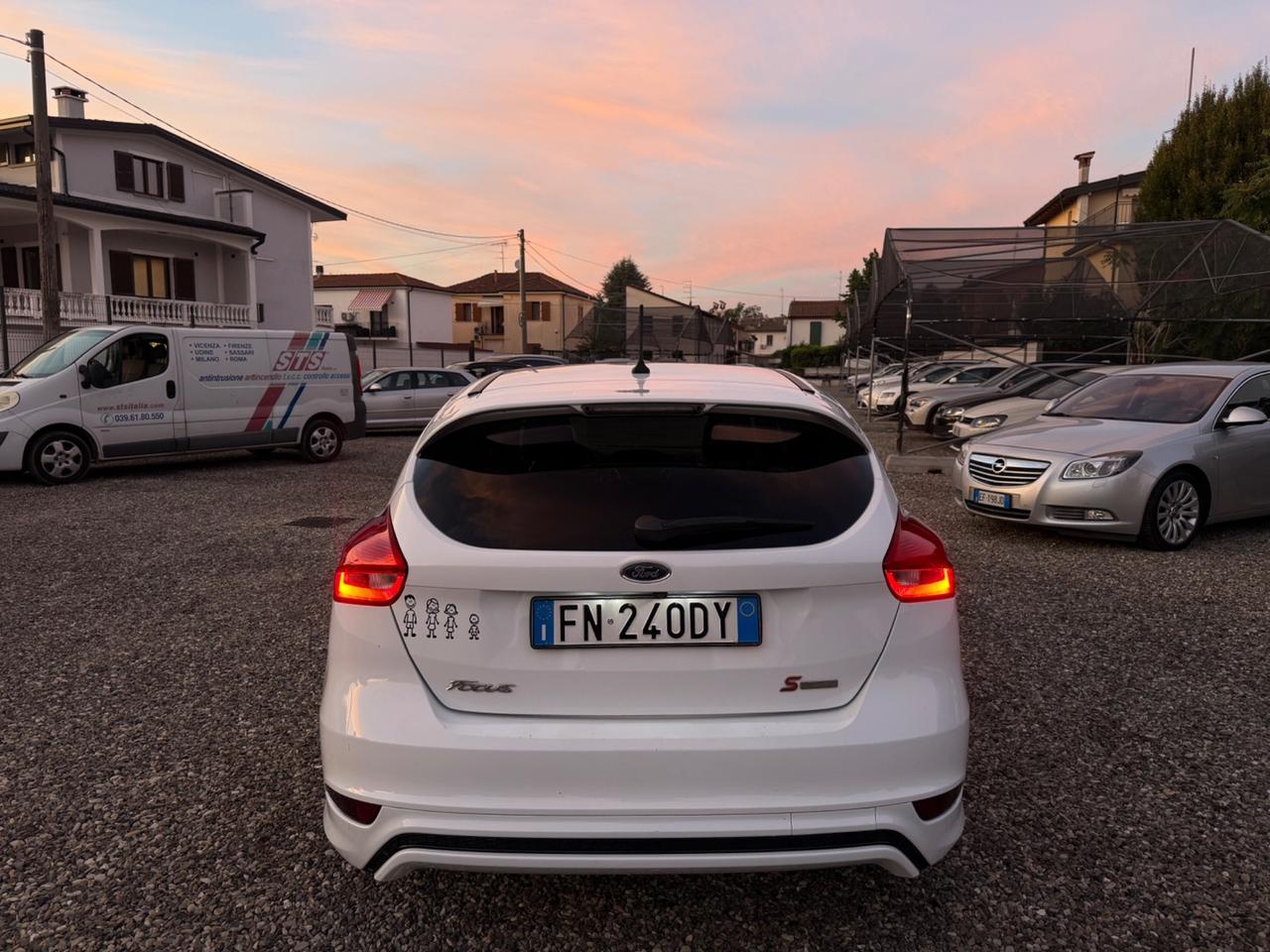 Ford Focus 1.0 EcoBoost 125 CV ST line