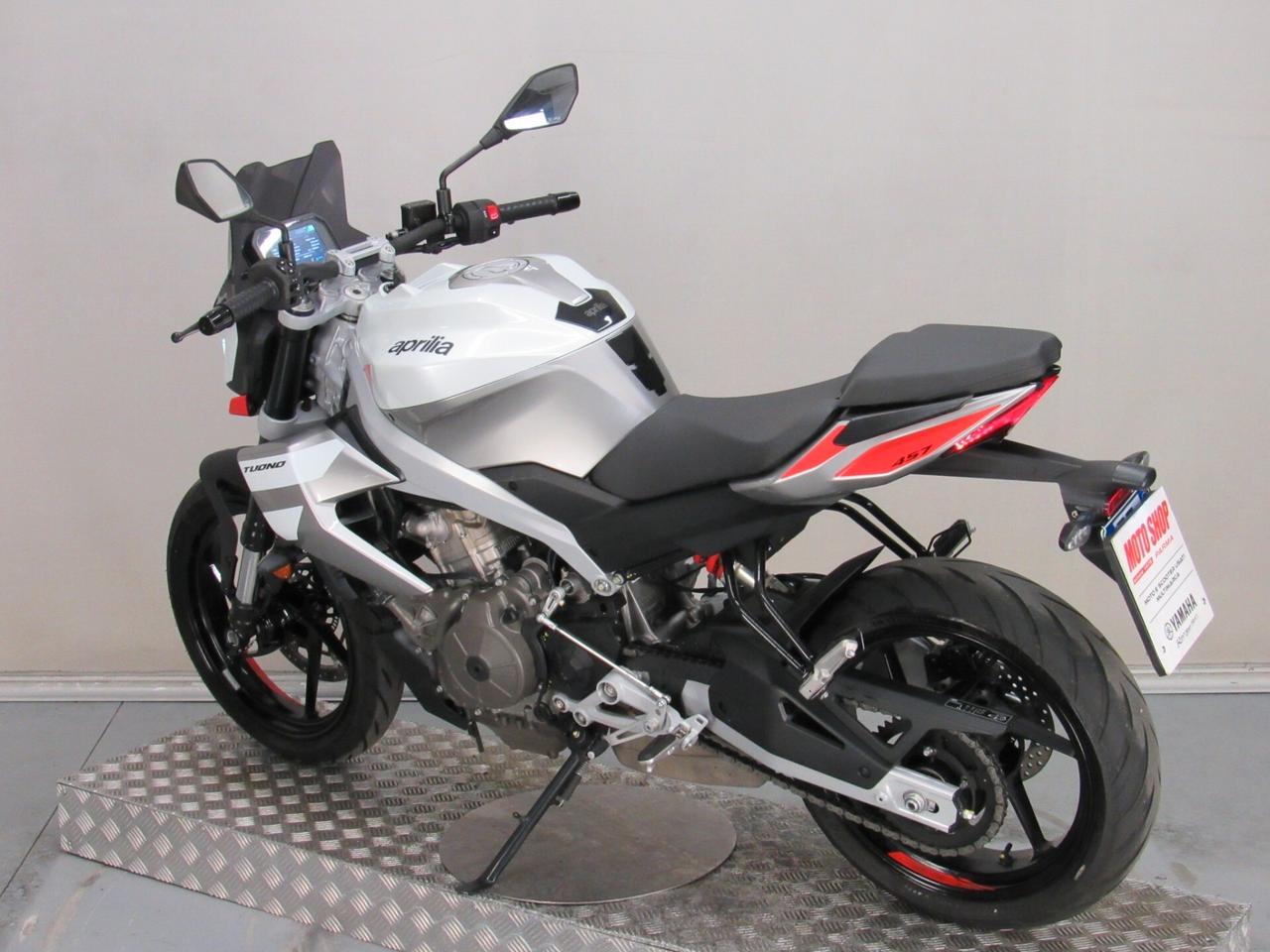Aprilia Tuono 457 ABS 35 KW PATENTE A2