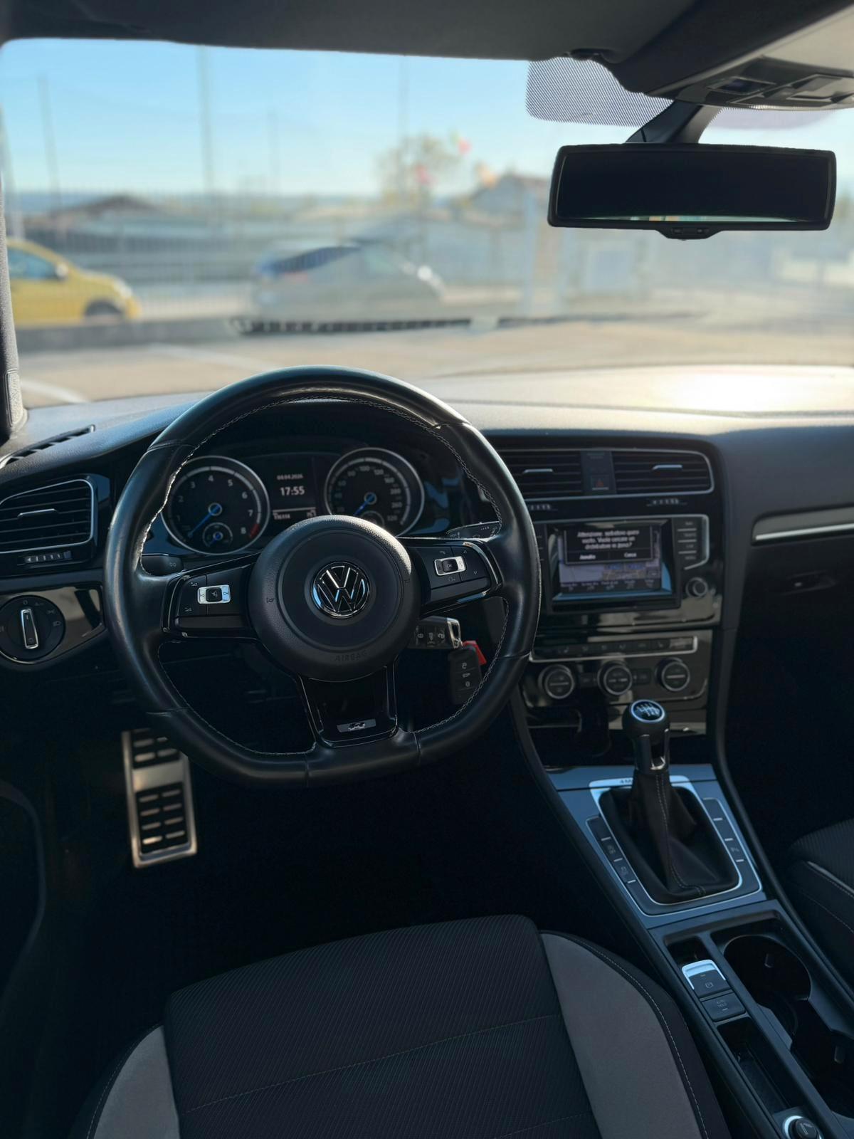 VOLKSWAGEN Golf 7ª serie Golf R 2.0 3p.