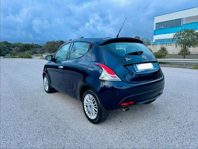 Lancia Ypsilon 1.3 MJT 95 CV Gold Euro 6