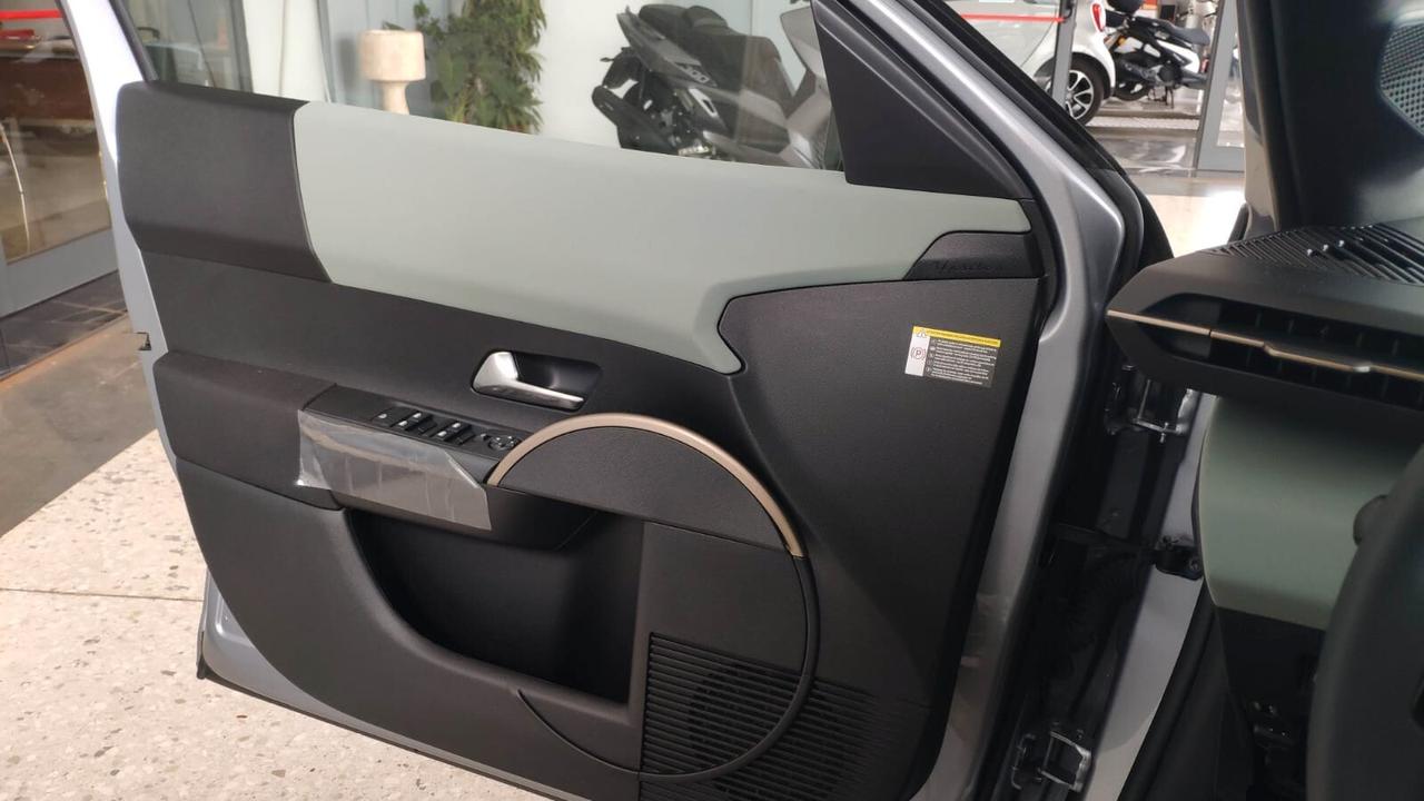 Lancia Ypsilon Hybrid e-DCT