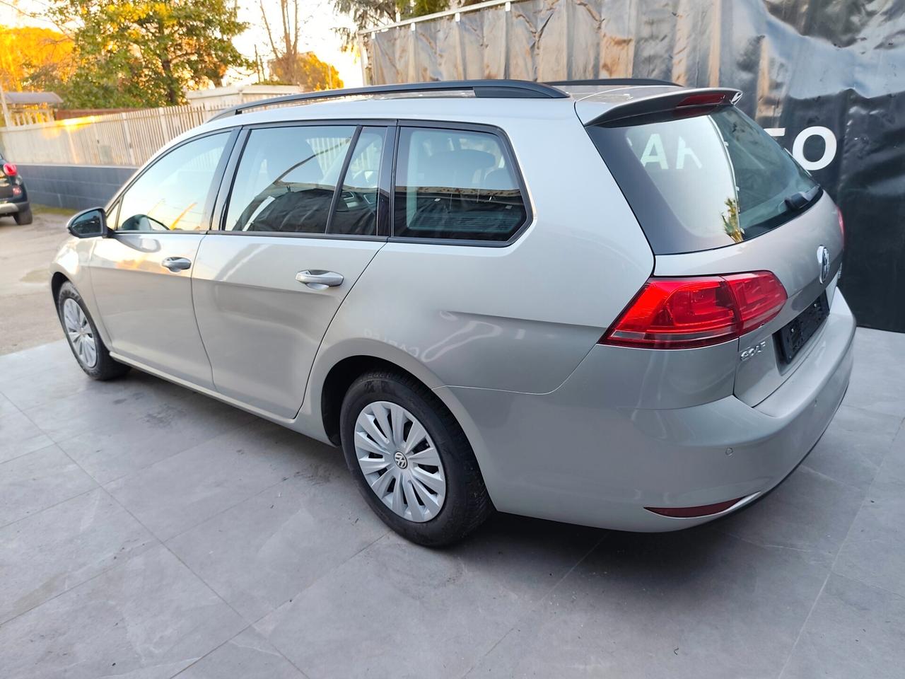 Volkswagen Golf Variant 1.6 TDI STATION WAGON