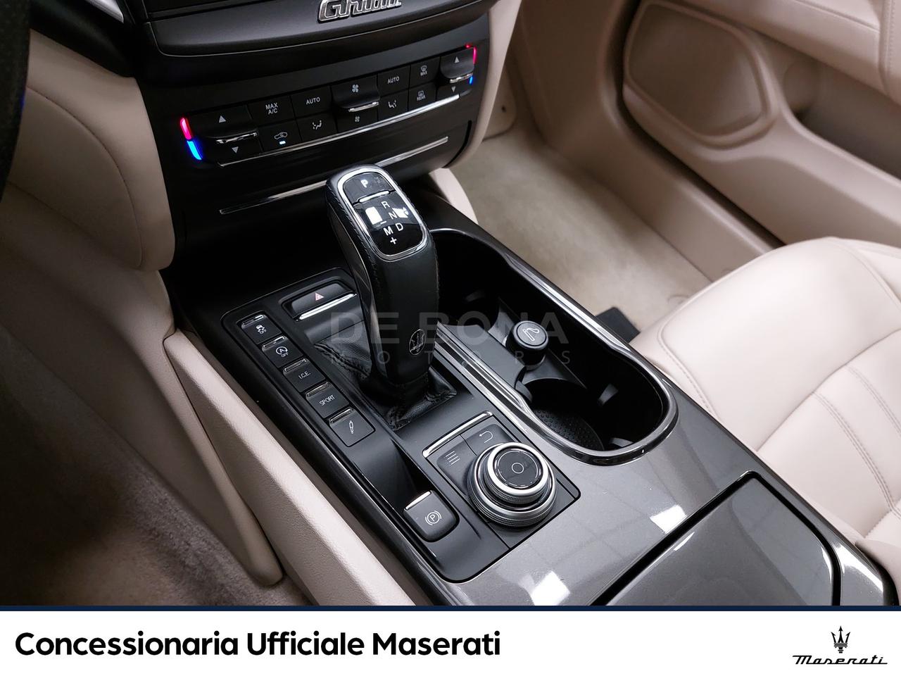 Maserati Ghibli 3.0 v6 ds gransport 250cv auto my19