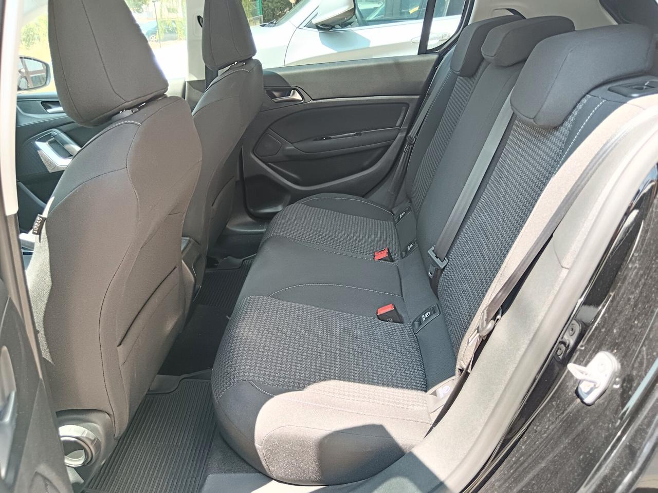 Peugeot 308 1.6 BLUEHDI 120CV NUOVISSIMA