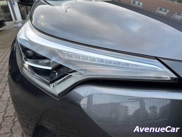 TOYOTA C-HR 1.8h Lounge 2wd e-cvt TELECAMERA POST. NAVIGATORE