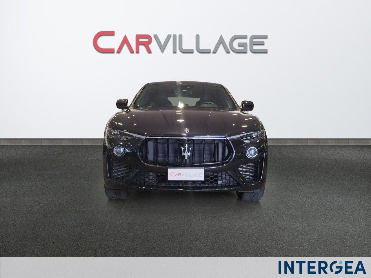 MASERATI Levante 3.0 V6 Gransport 250cv auto