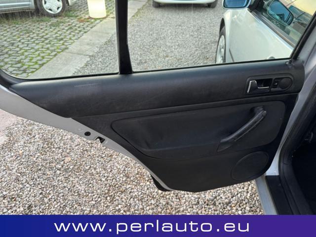 VOLKSWAGEN Golf 1.4 16V cat 5 porte Air UNICO PROPRIETARIO
