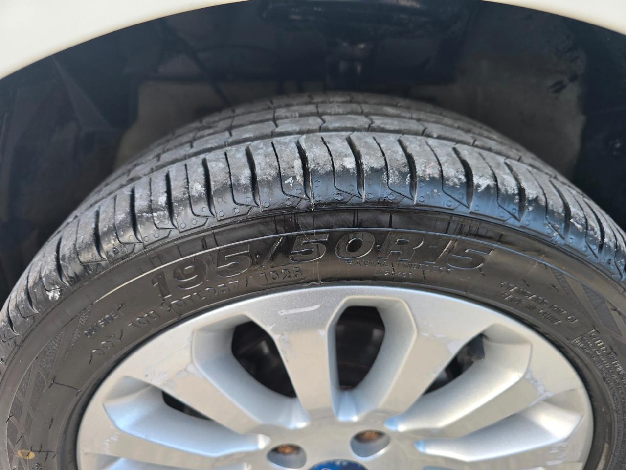 Ford Ka 1.3 TDCi 75CV Titanium