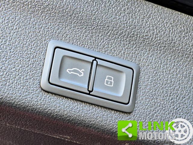 AUDI A6 Avant 35 2.0 TDI S tronic Business Sport mhev