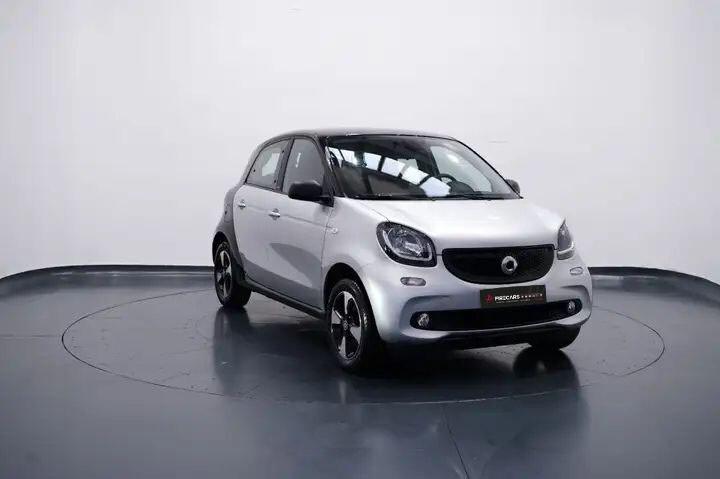 Smart ForFour 1.0 Passion 70cv NAVI+LED