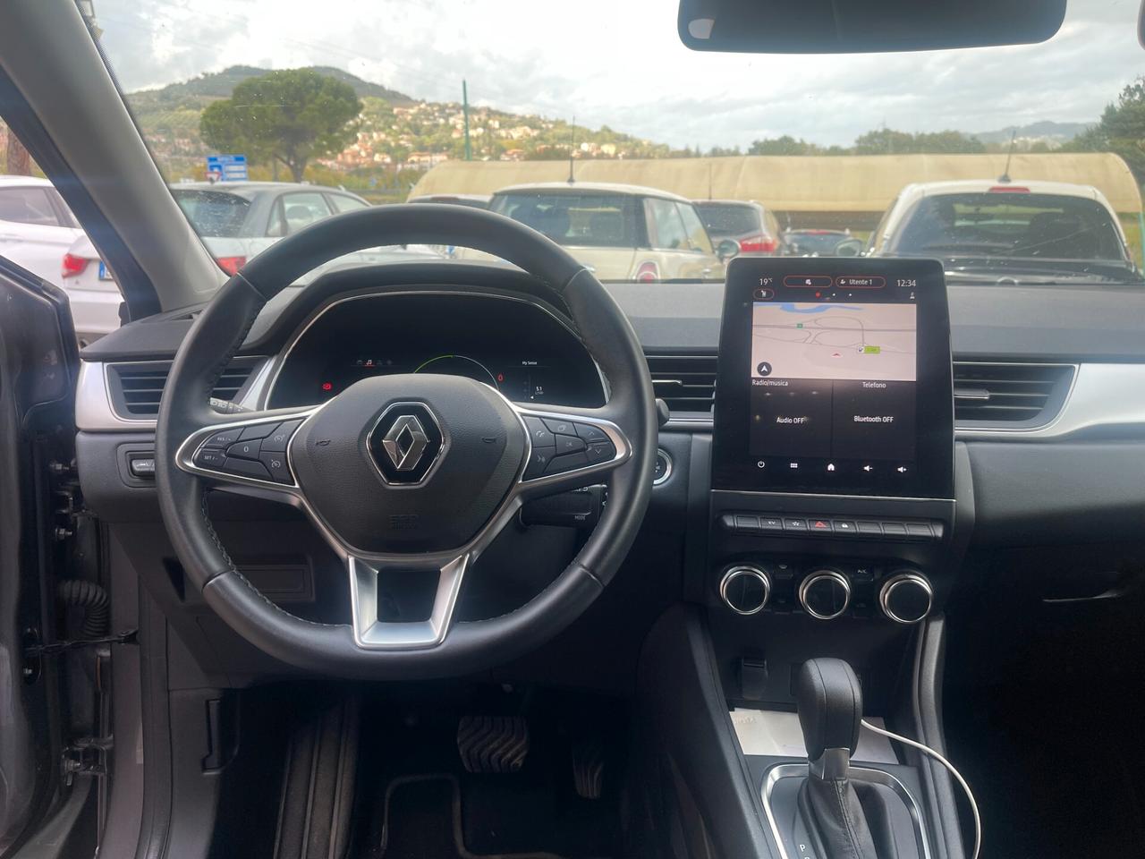 Renault Captur 1.6 E-TECH HYBRID NEO PATENTATI