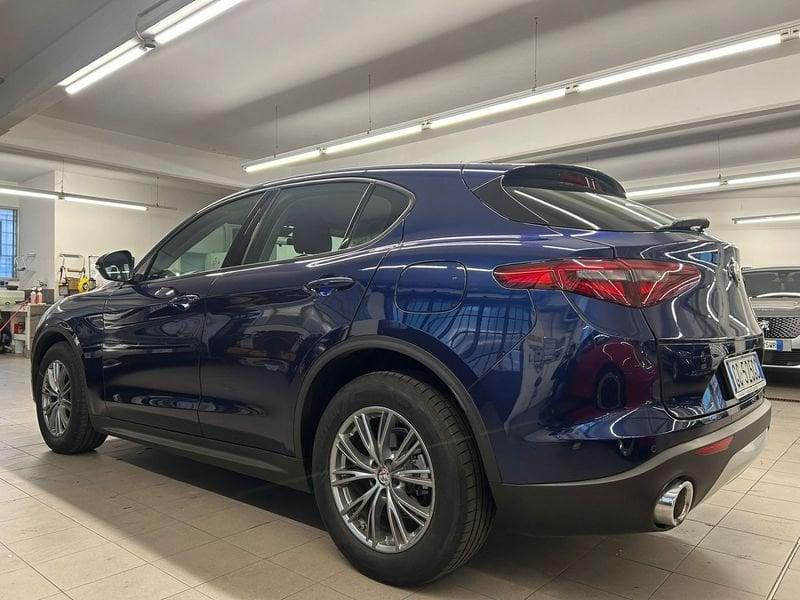 Alfa Romeo Stelvio 2.2 Turbodiesel 160 CV AT8 RWD