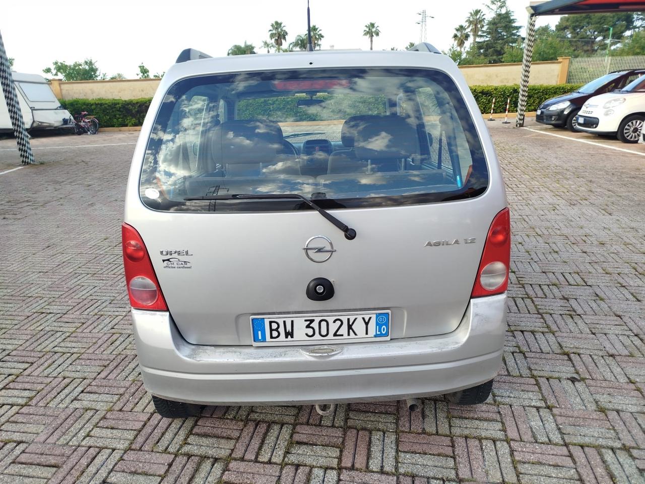 Opel Agila 1.2 16V Comfort