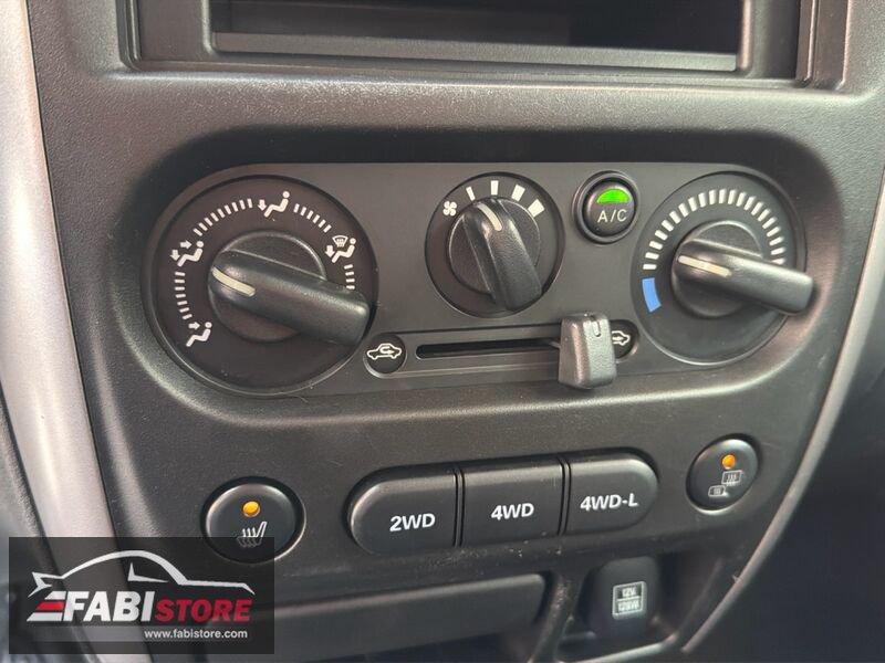 Suzuki Jimny Jimny 1.3 Ranger 86 Cv 4WD - Traino, Pelle, Clima ecc