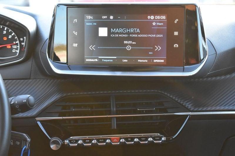 Peugeot 2008 2008 PureTech 130 S&S EAT8 Active Pack