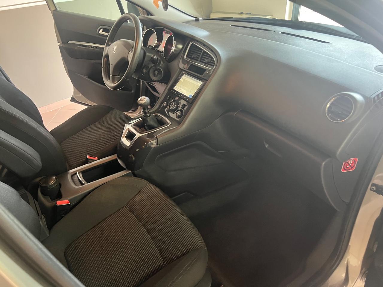 Peugeot 5008 1.6 HDi 110CV Premium
