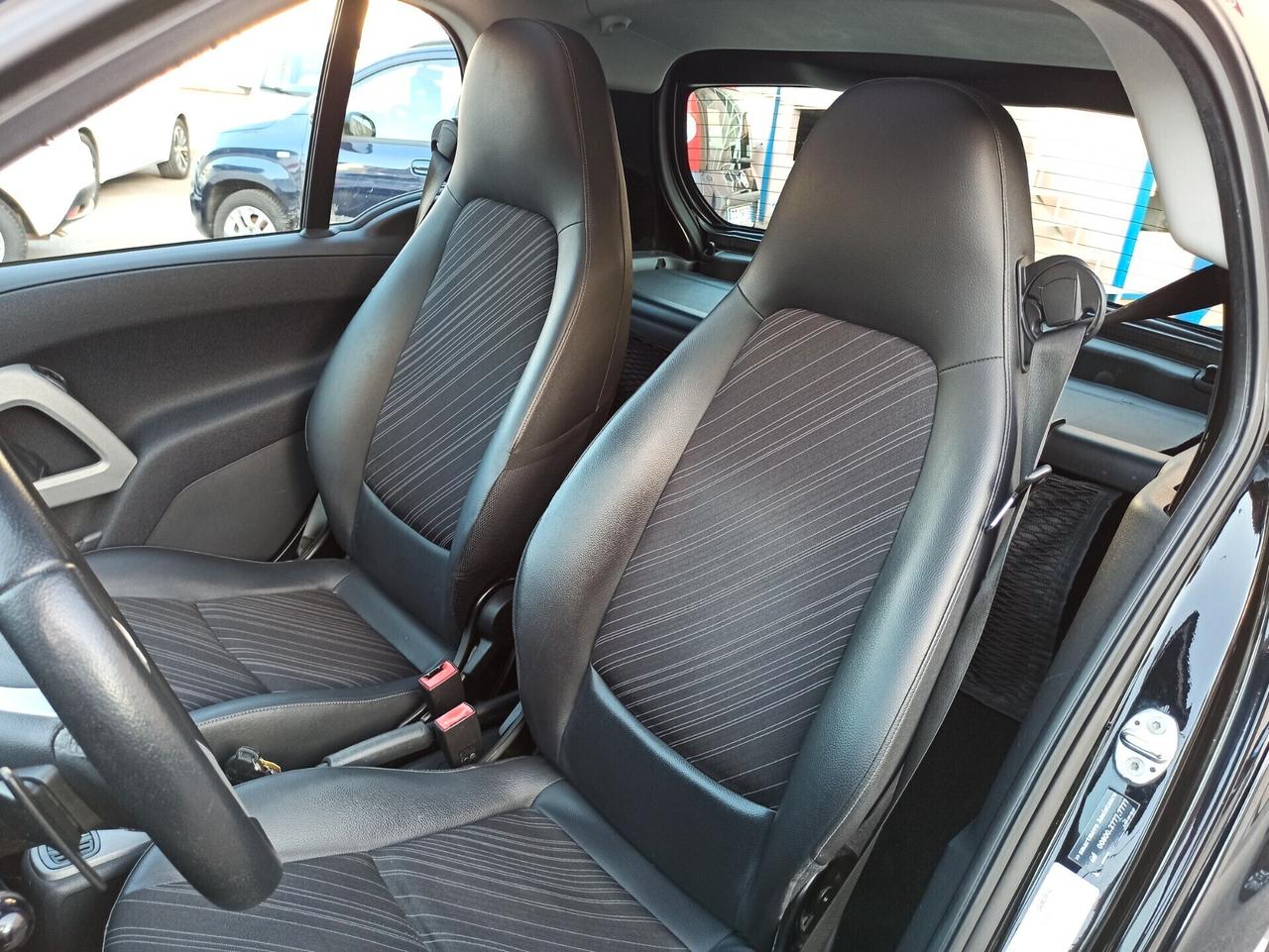 Smart ForTwo 1000 52 kW coupé MHD pulse