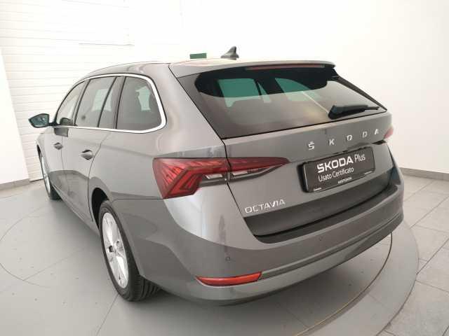 SKODA Octavia 2.0 TDI EVO SCR DSG Wagon Style